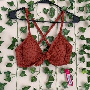 **NWT** Target Printed Cross-Over Bikini Top